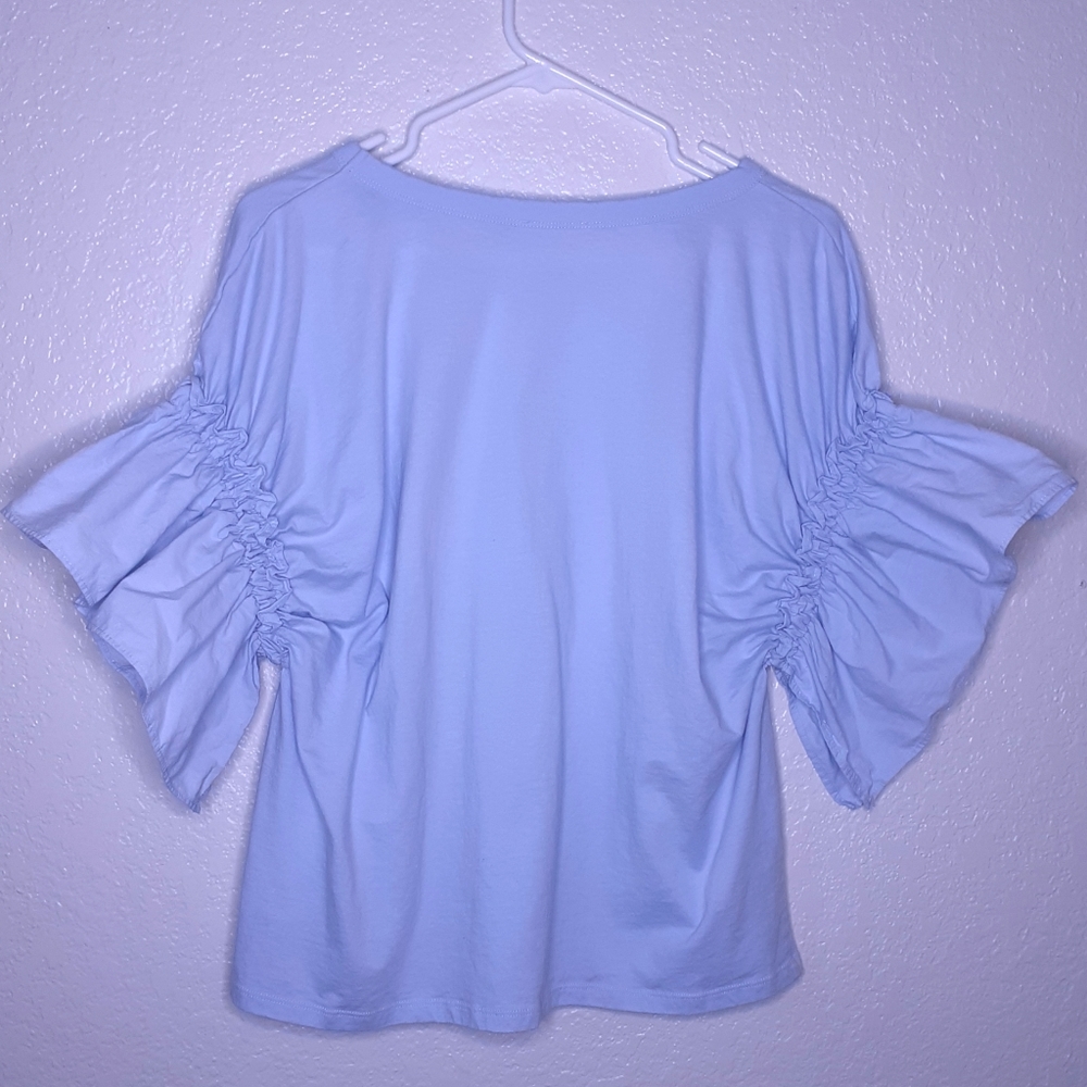 Blue top